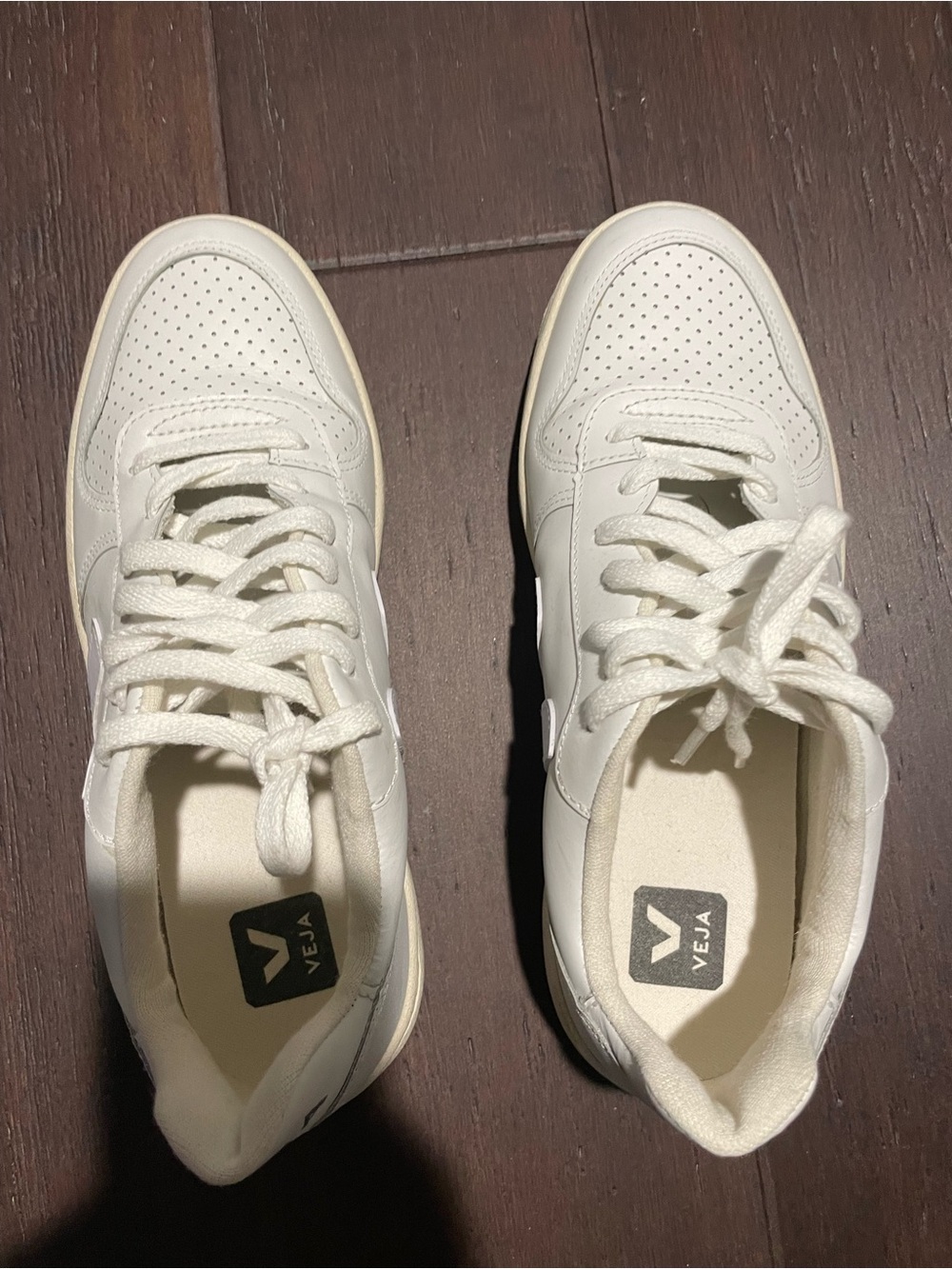 Veja Women’s Low-Top Sneakers in Off-White